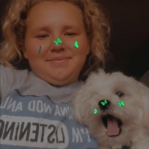 Meet your Posher, Emiyah